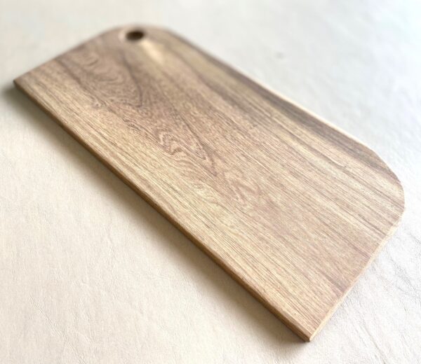 Tabla de madera natuaral para cortar pan zeppelin